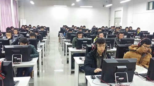 计算机基础实验中心B馆机房旧貌换新颜