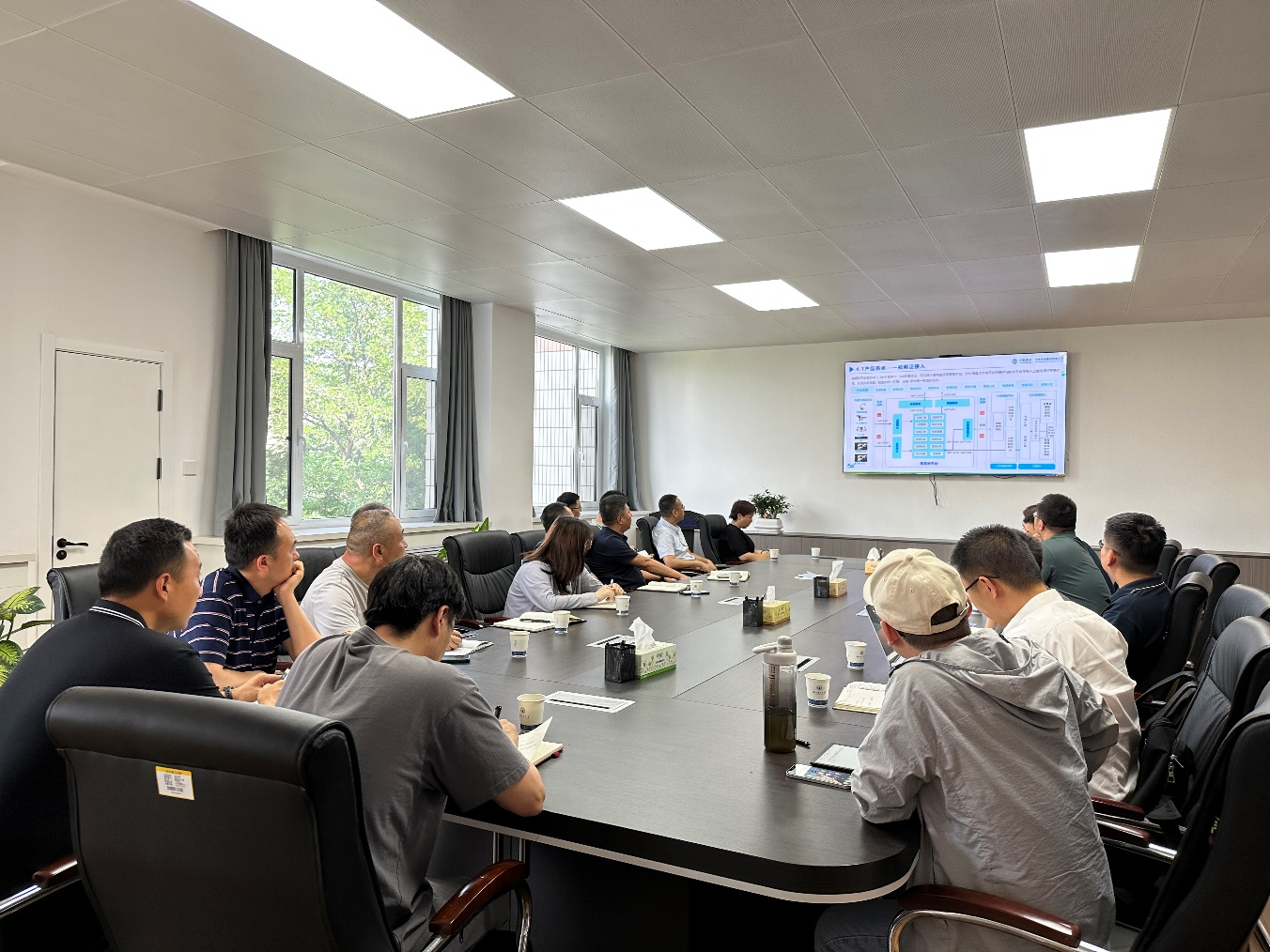 中移系统集成技术专家来校分享交流