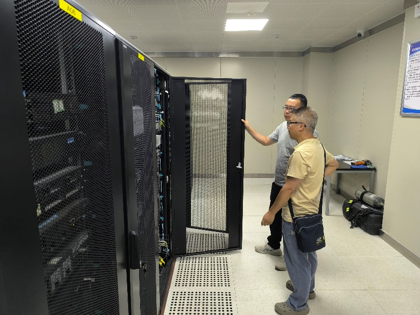 信息化建设与管理处开展校园网基础设施安全检查